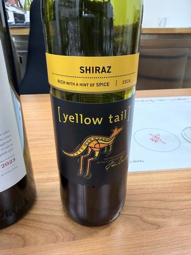 Yellow Tail Shiraz South Eastern Australia