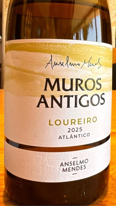 A. Mendes Muros Antigos Loureiro