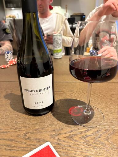 Buttercup Pinot Noir