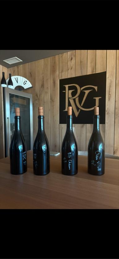 Pierre Girardin Chassagne-Montrachet Premier Cru Vignes Blanches