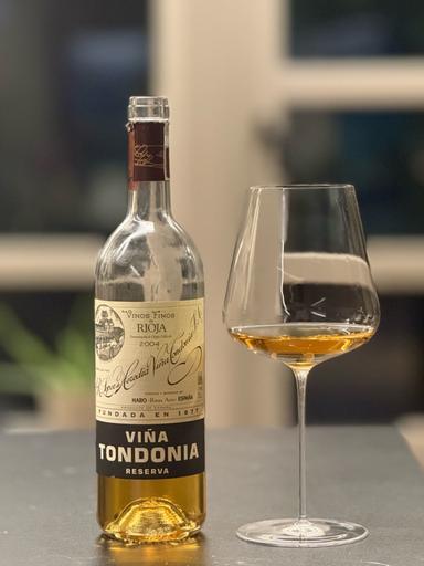R. Lopez de Heredia Tondonia Blanco Reserva Rioja