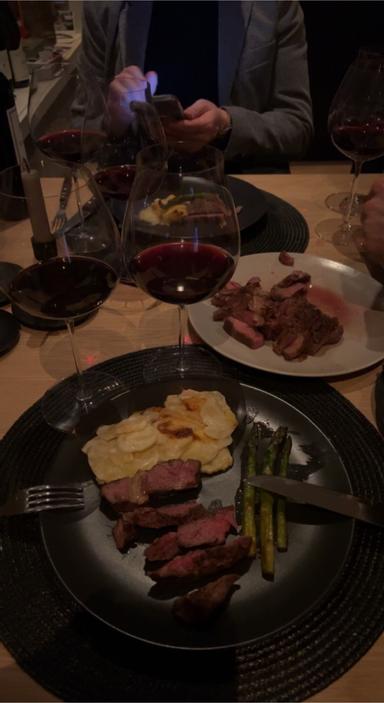 Chateau de Meursault Bourgogne du Chateau Pinot Noir