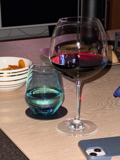 XIN OMA Pουμπίνι