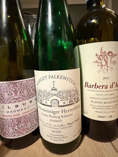 Hofgut Falkenstein Niedermenniger Herrenberg Riesling Kabinett Feinherb