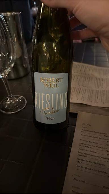 Weingut Robert Weil Riesling QBA Trocken Rheingau