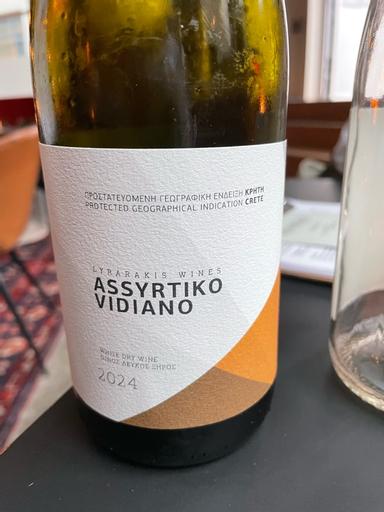 Lyrarakis Okto Assyrtiko Vidiano Crete
