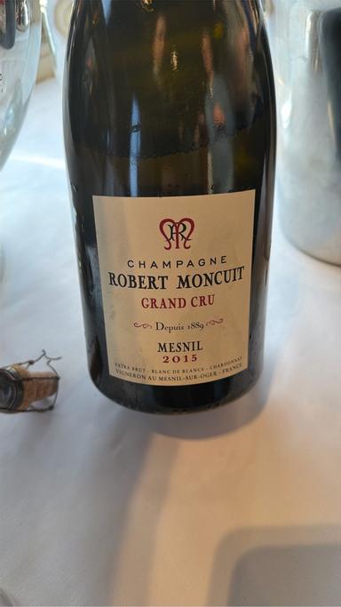 Robert Moncuit Le Mesnil-sur-Oger Grand Cru Reserve Perpetuelle