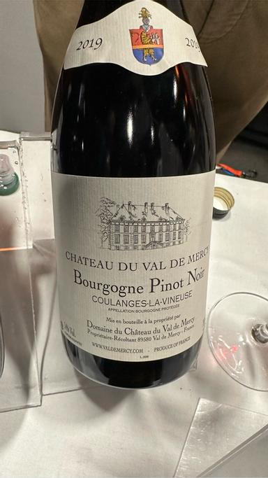 Ch. du Val de Mercy Bourgogne Pinot Noir Coulanges La Vineuse
