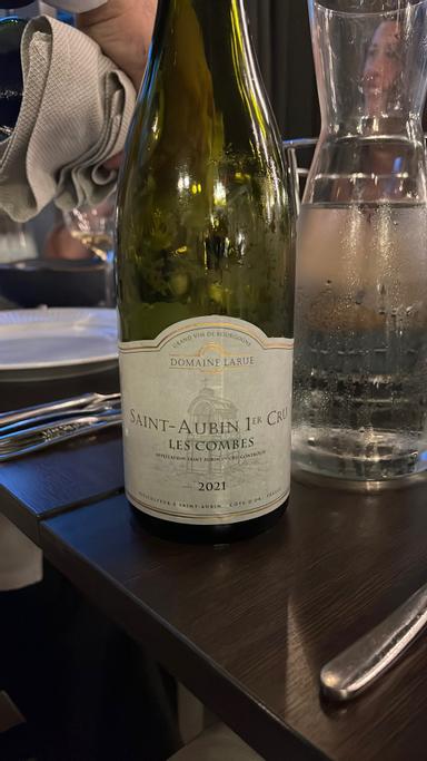 Larue Saint-Aubin Premier Cru Les Combes