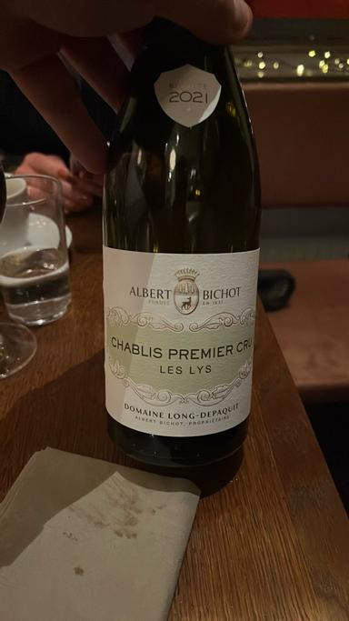 Domaine Albert Bichot (Long-Depaquit) Chablis Premier Cru Les Lys