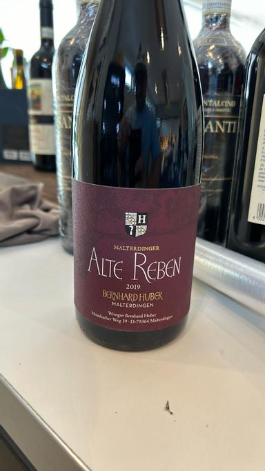 Wein. Bernhard Huber Malterdinger Alte Reben Spatburgunder
