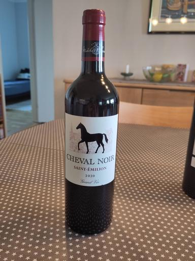 Cheval Noir Saint-Emilion