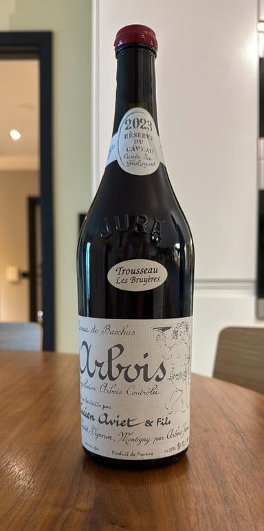 Lucien Aviet & Fils Caveau de Bacchus Bruyeres Trousseau Arbois